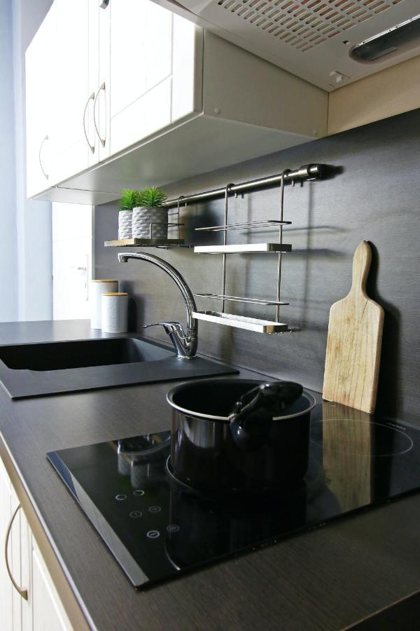 2 Bedrooms House With Enclosed Garden And Wifi At Slezska Ostrava Luaran gambar